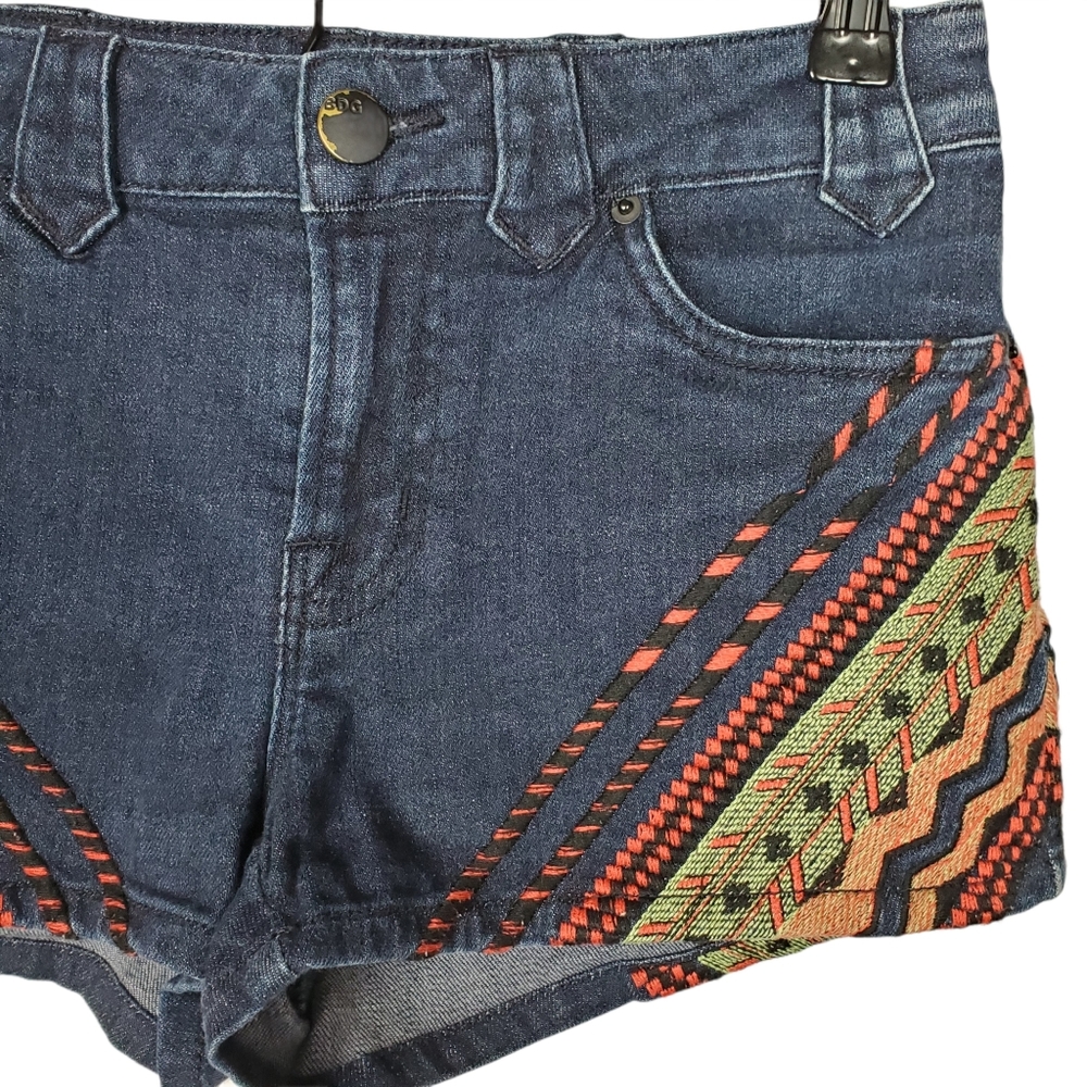 BDG Southwest Tribal Embroidered
Jean Shorts 27 - Picture 3 of 13